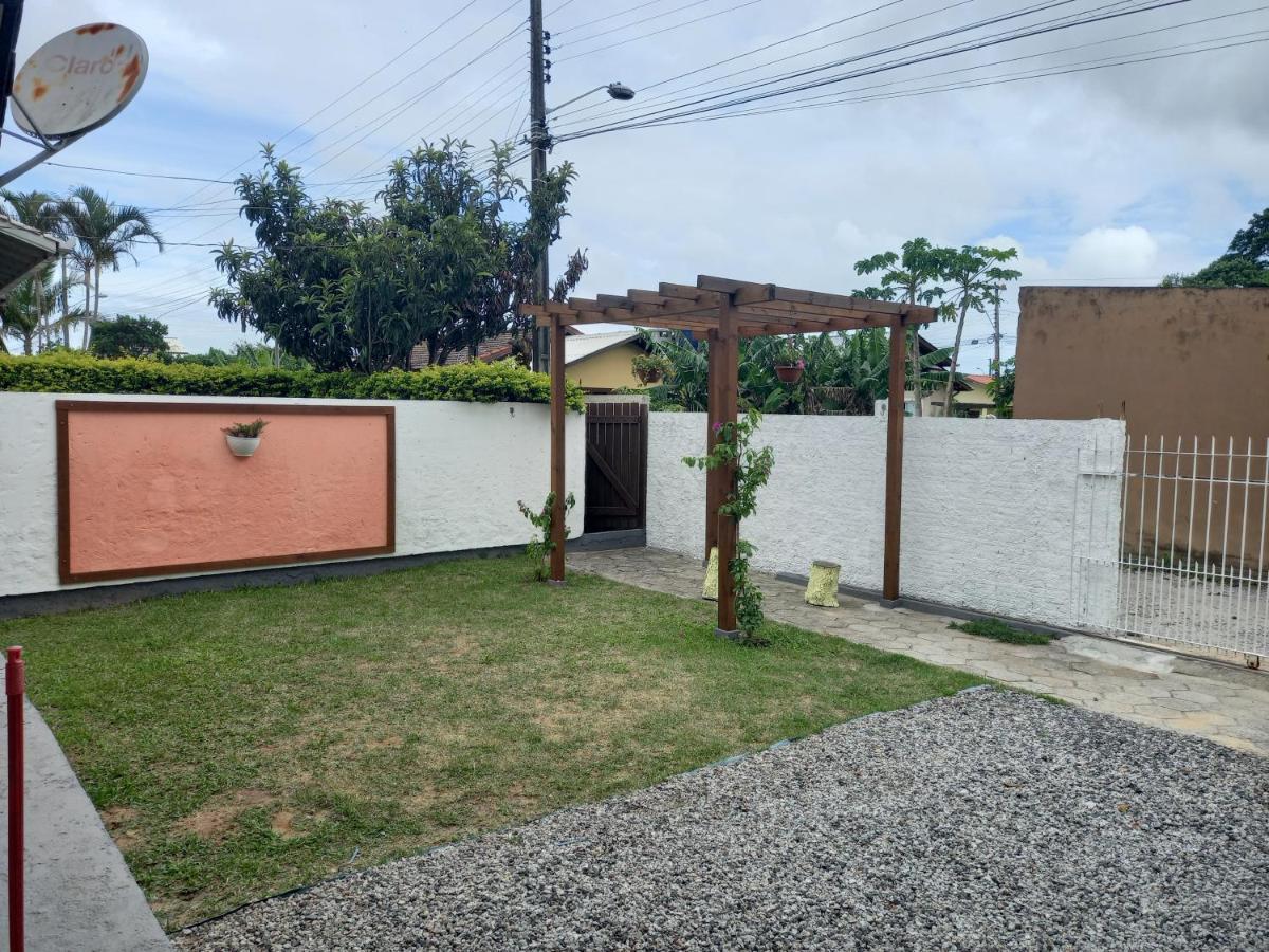 Casa Em Florianopolis, Rio Vermelho De 2 Quartos Bem Localizada Экстерьер фото